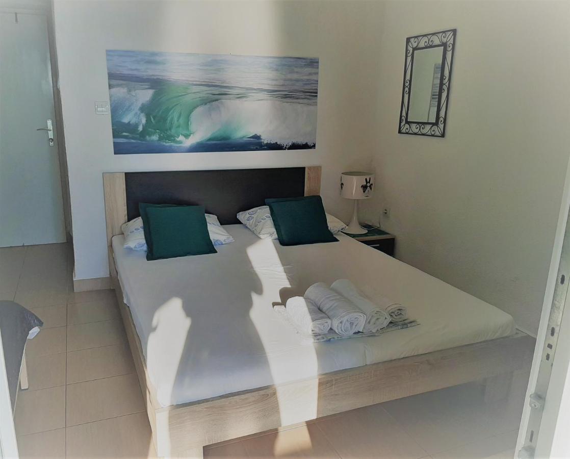 Villa Bratus โพรไมนา ภายนอก รูปภาพ